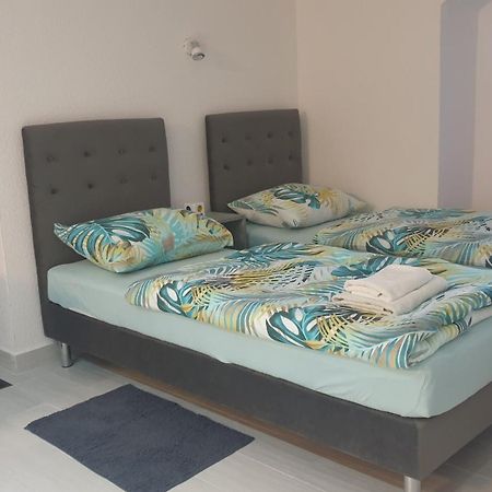 Apartman Lusi Buzdohanj Exterior foto
