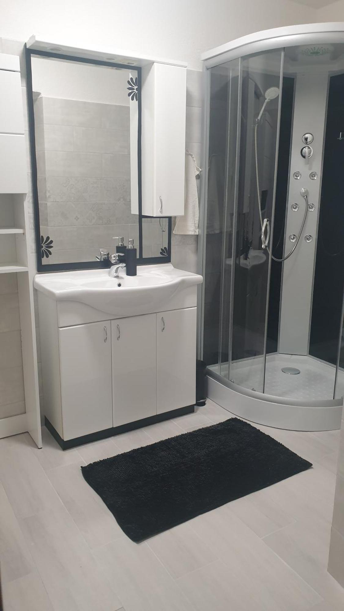 Apartman Lusi Buzdohanj Exterior foto